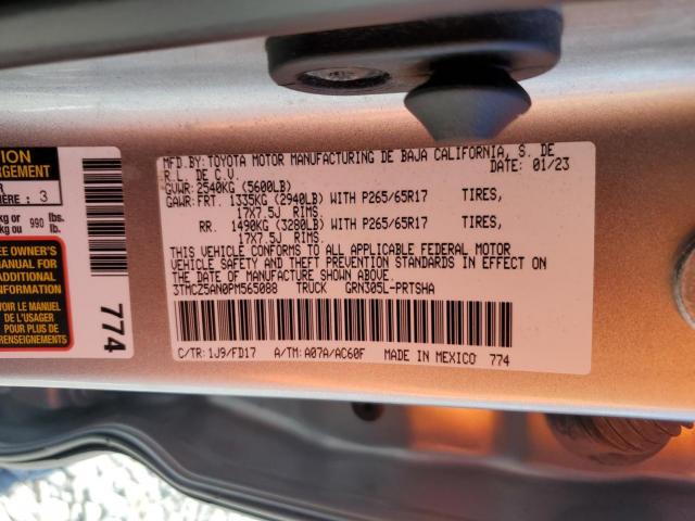 Toyota Tacoma Double Cab Image 9