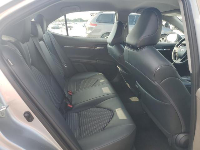 Toyota Camry Se Night Shade Image 11