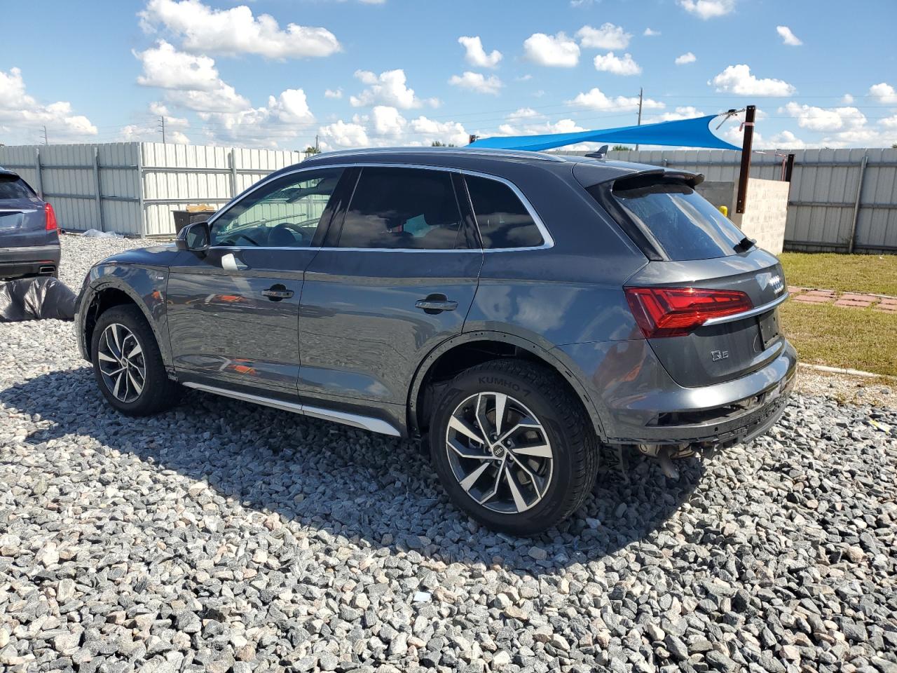 Audi Q5 Premium Plus 45 Image 2