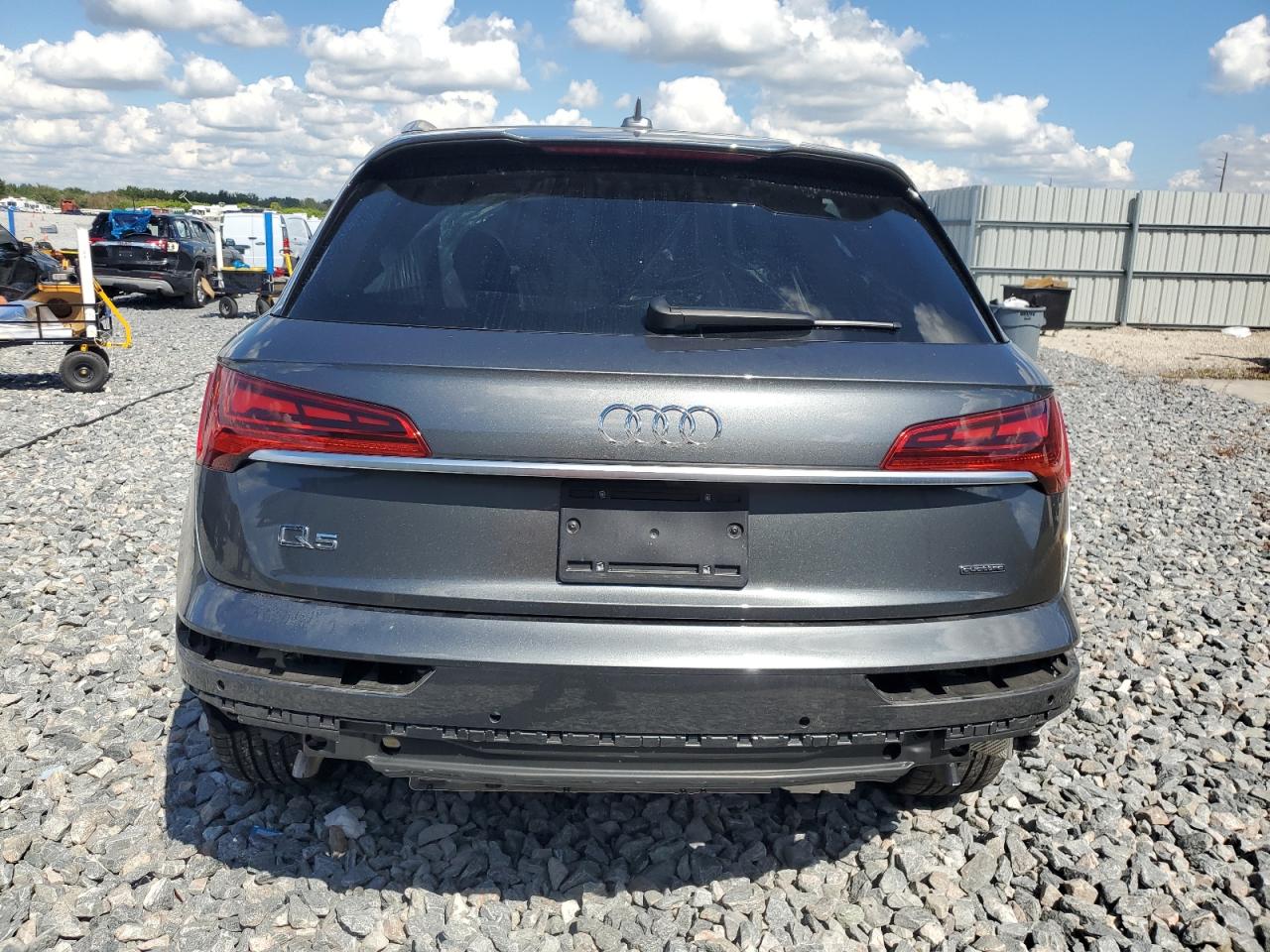 Audi Q5 Premium Plus 45 Image 3