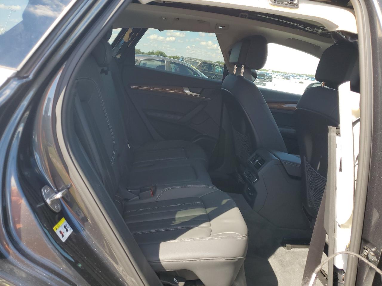 Audi Q5 Premium Plus 45 Image 6