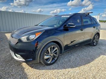  Salvage Kia Niro