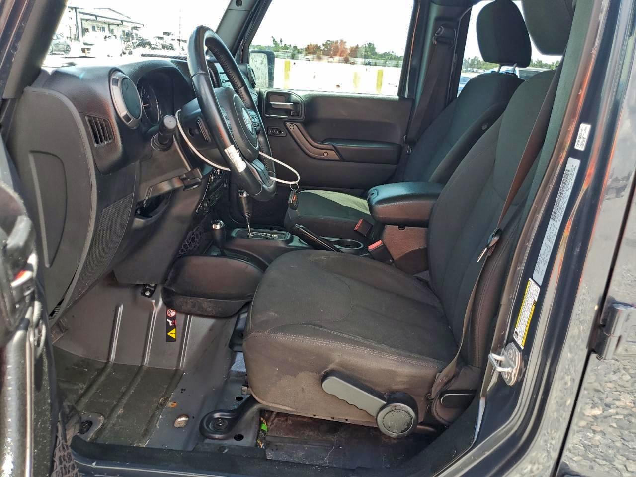 Jeep Wrangler Sport Image 6