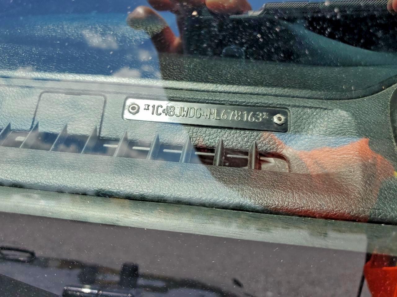 Jeep Wrangler Sport Image 8