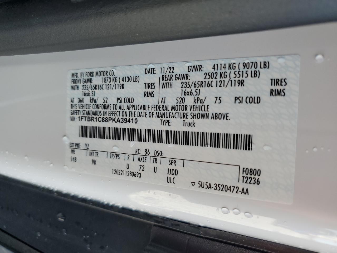 Ford Transit T-250 Image 12