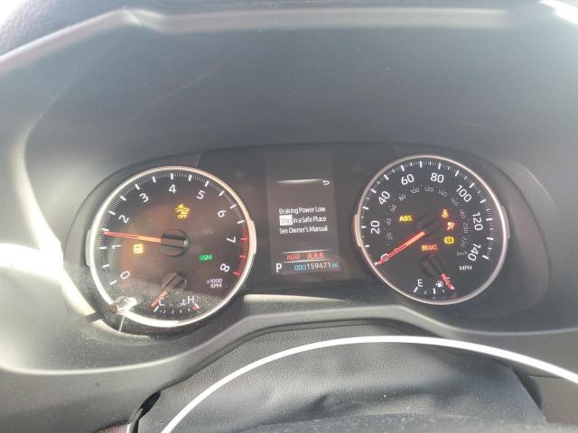 Toyota RAV4 Le Image 6