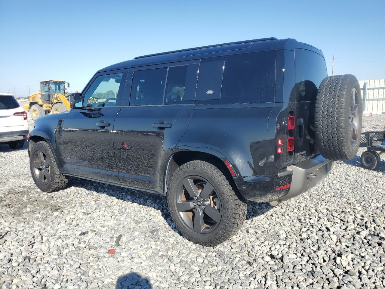 Land Rover Defender 110 X-dynamic Hse Image 7