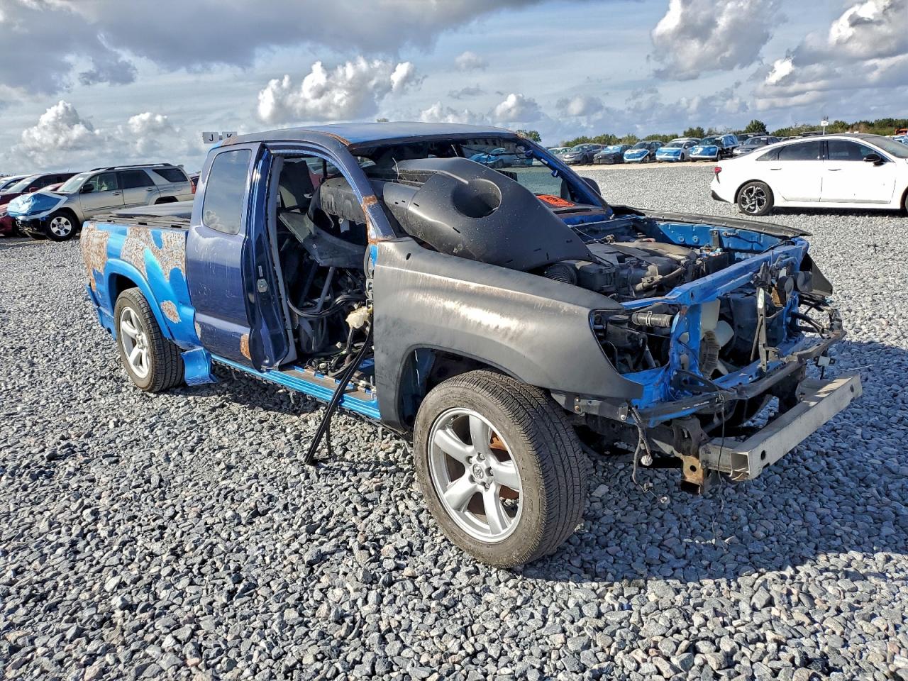 Toyota Tacoma X-runner Access Cab Image 2