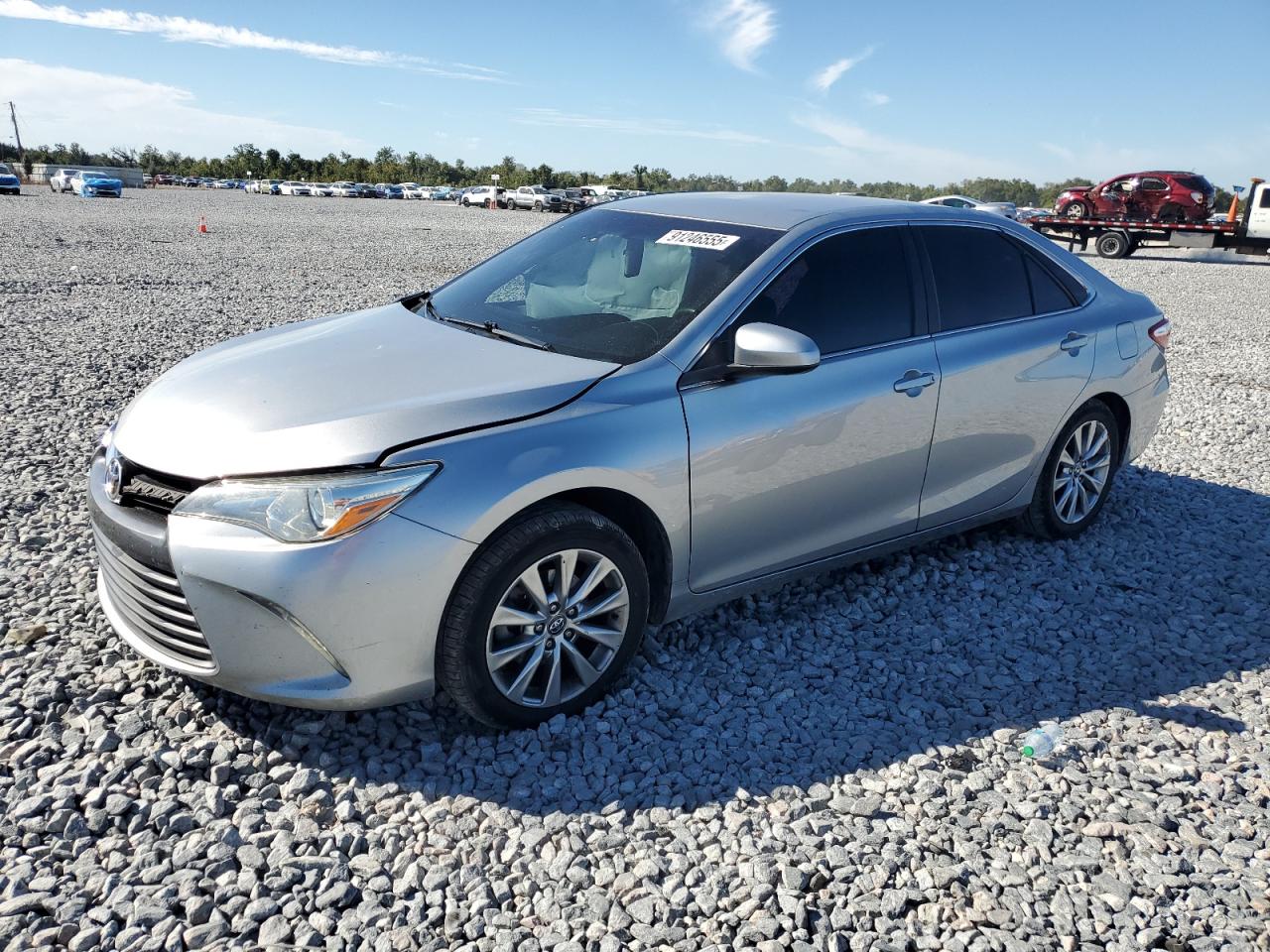 Toyota Camry Le Image 1