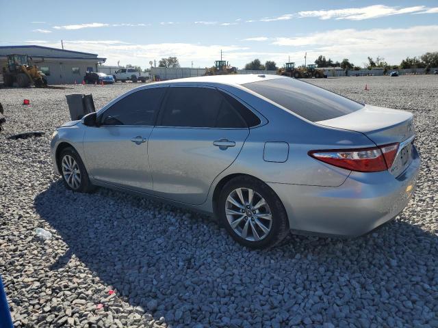 Toyota Camry Le Image 2