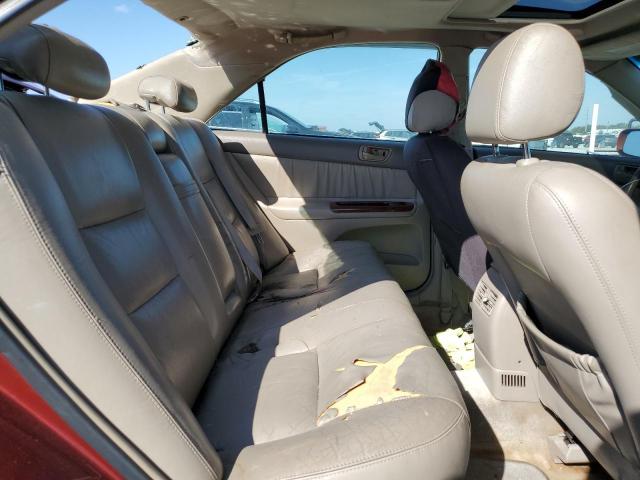 Toyota Camry Le Image 11