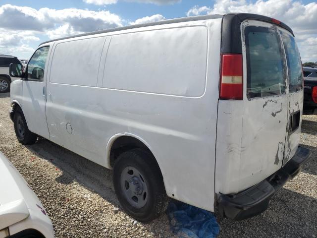 Chevrolet Express Image 2