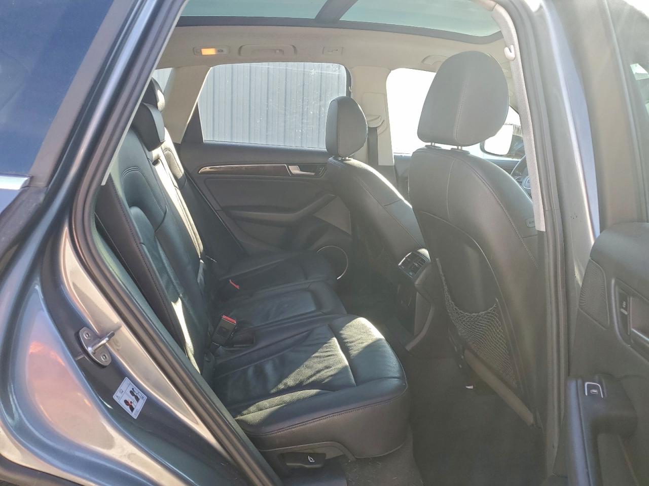 Audi Q5 Premium Plus Image 12