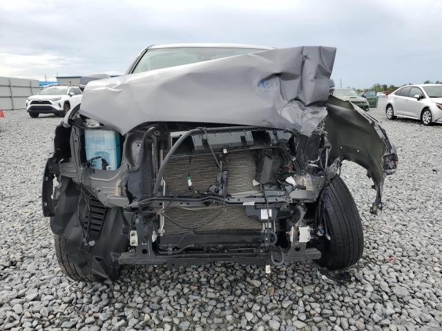 Toyota Tacoma Double Cab Image 13