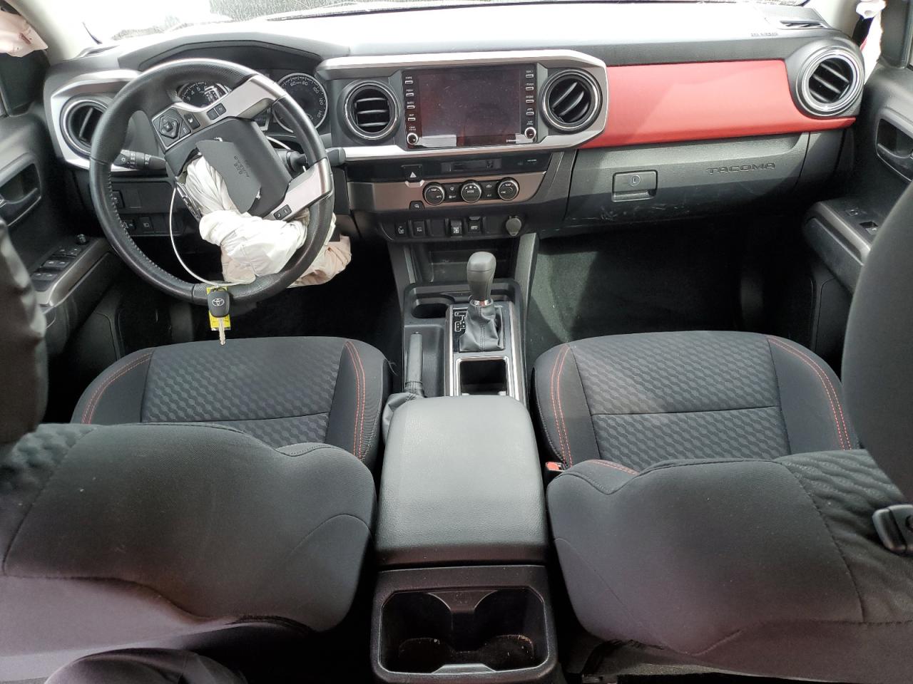 Toyota Tacoma Double Cab Image 6