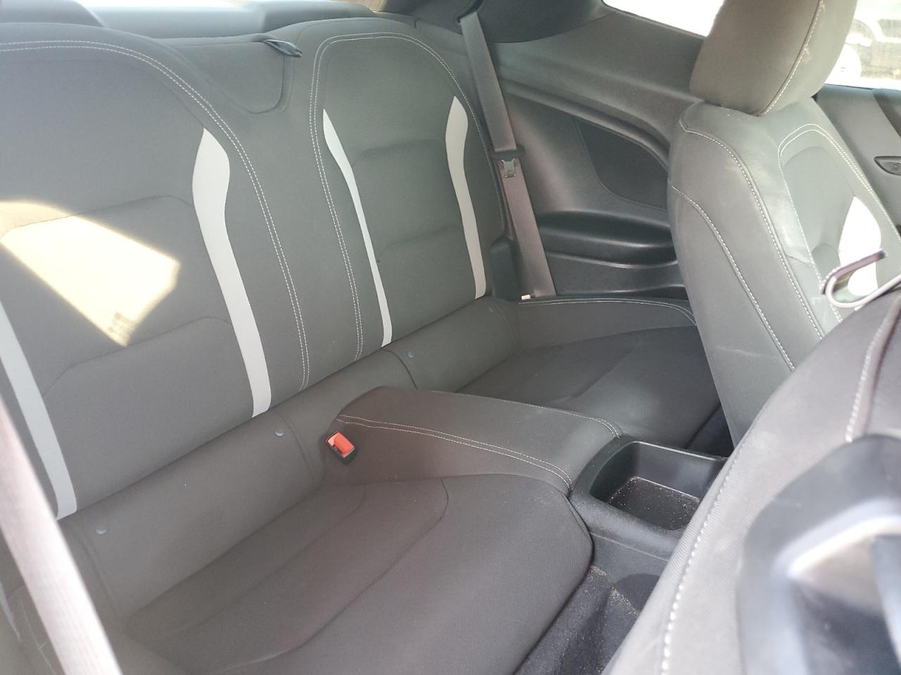 Chevrolet Camaro Ls Image 9