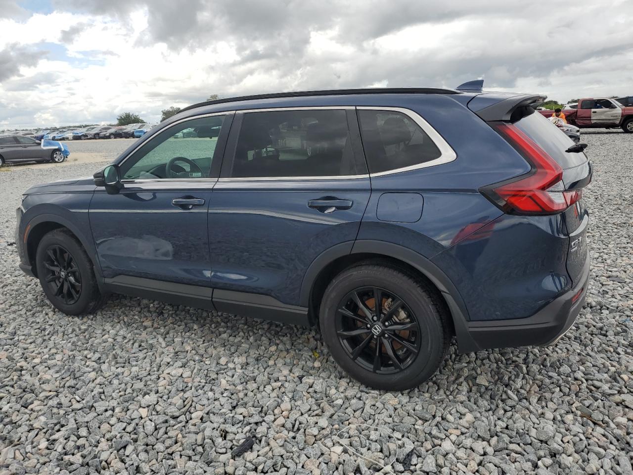 Honda Crv Sport Image 2