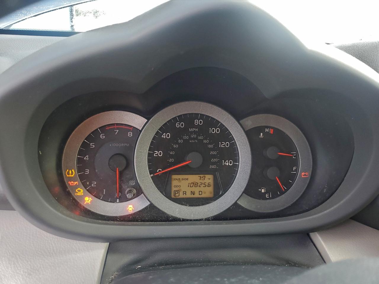 Toyota RAV4 Limited Image 7