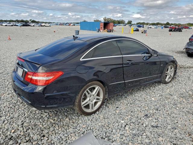 Mercedes-Benz E-Class 550 Image 5