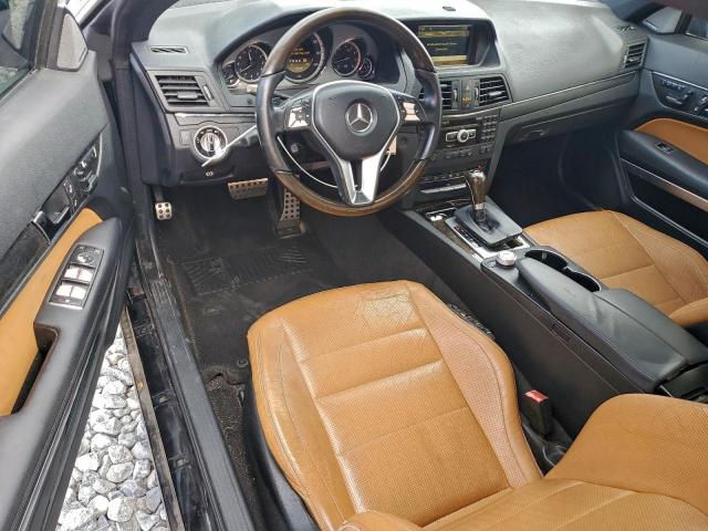 Mercedes-Benz E-Class 550 Image 12