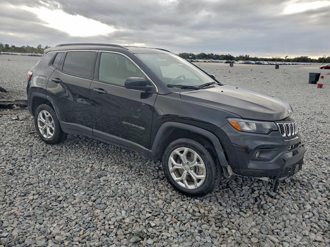 Jeep Compass Latitude Image 9