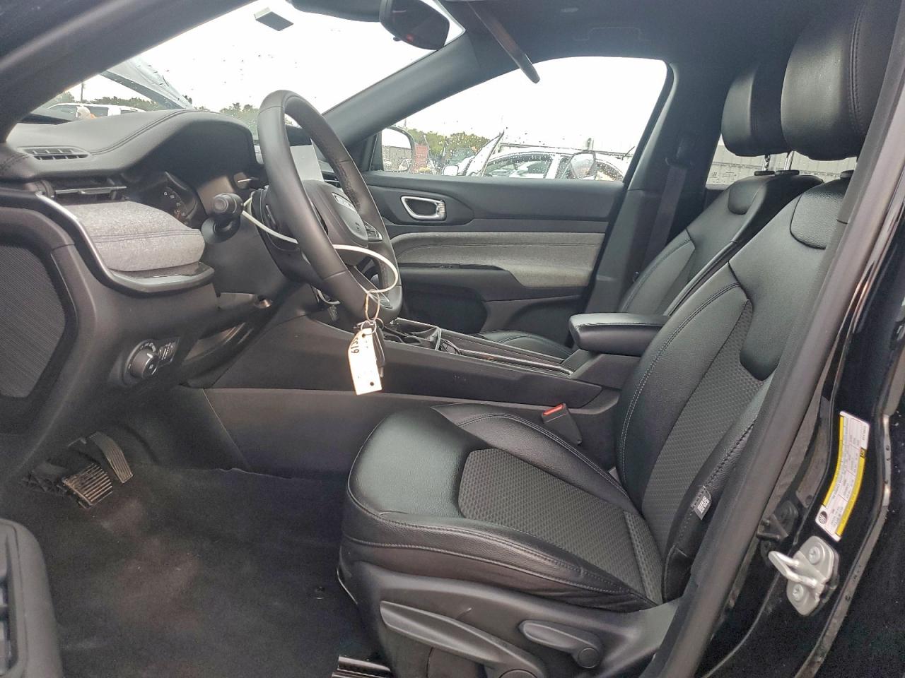 Jeep Compass Latitude Image 7