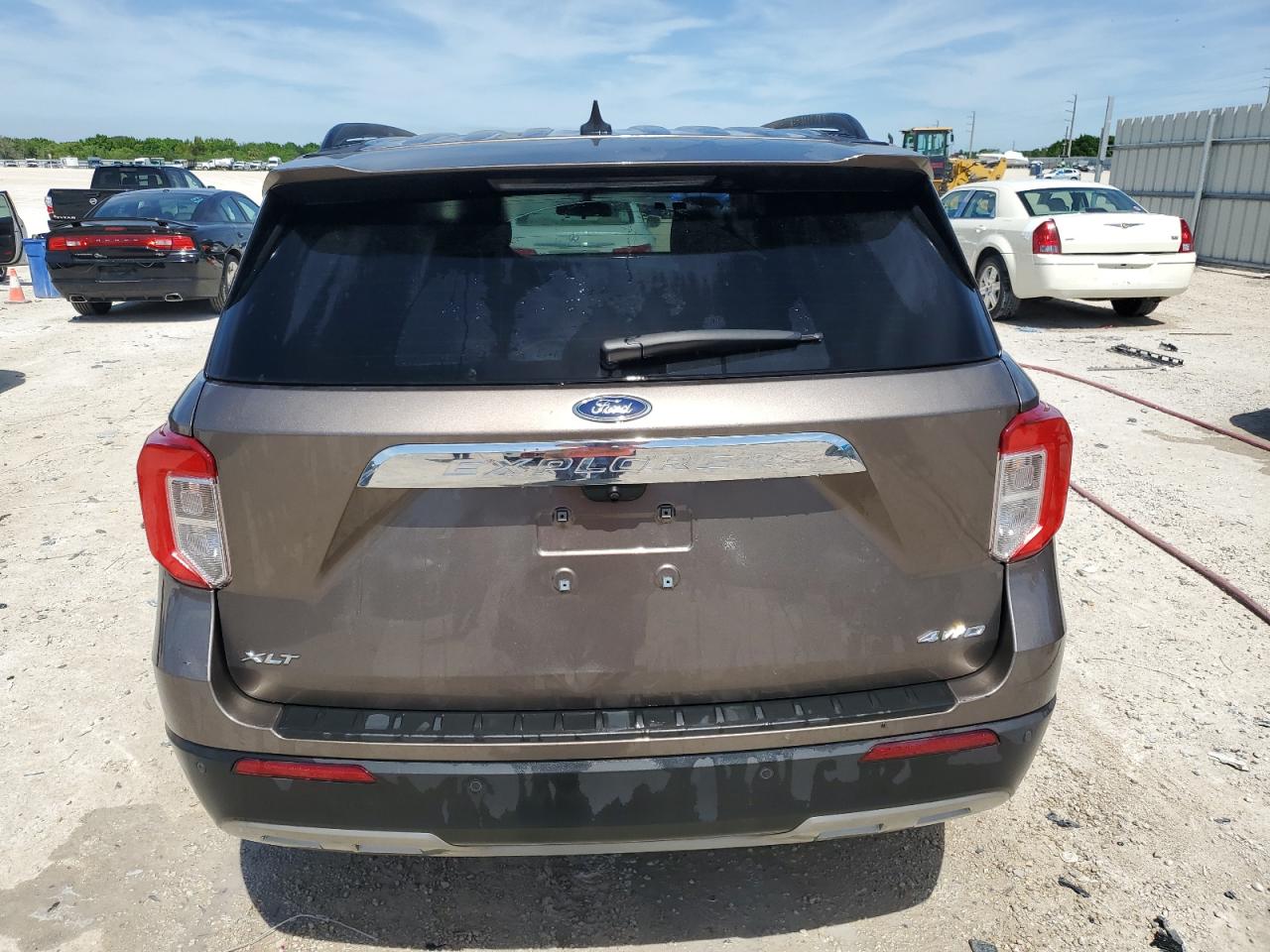 Ford Explorer Xlt Image 5