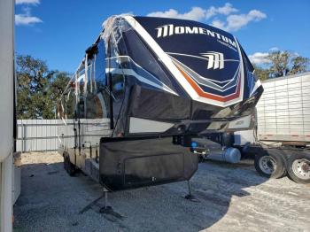  Salvage Grand Design Momentum