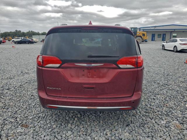 Chrysler Pacifica Touring L Image 7