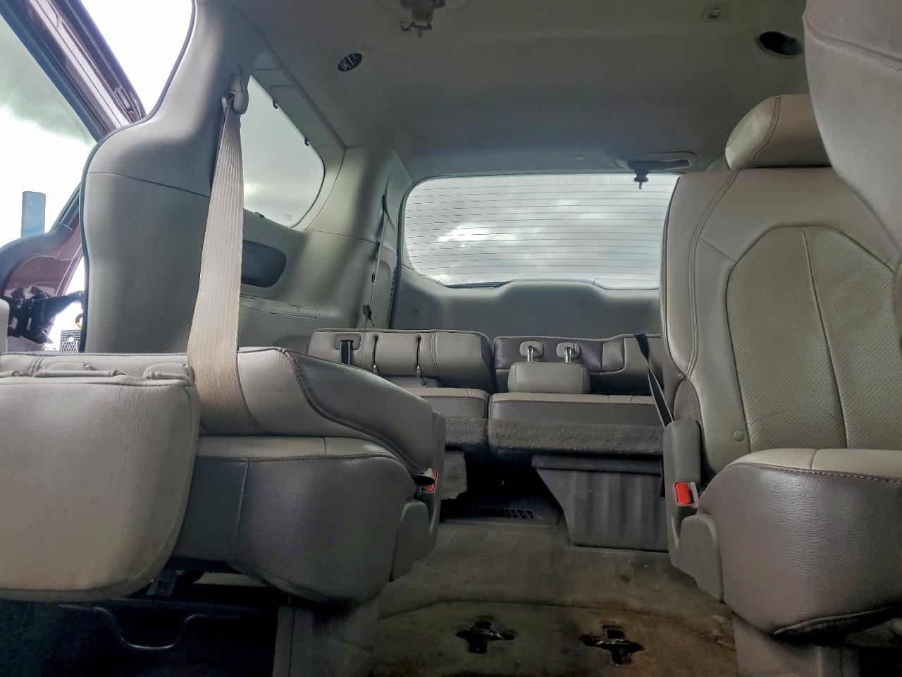 Chrysler Pacifica Touring L Image 4