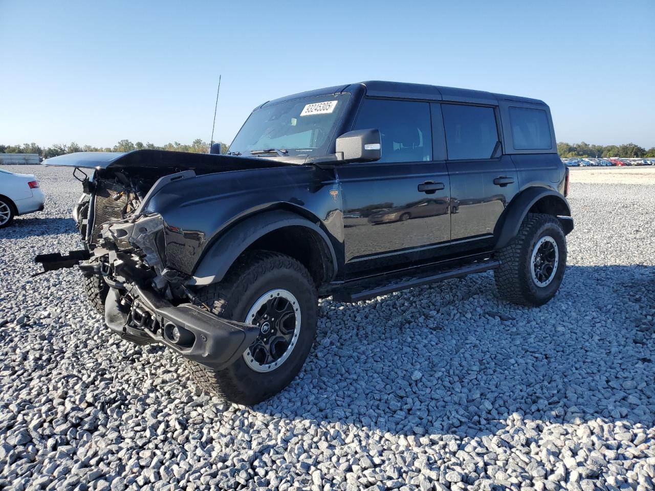 Ford Bronco Base Image 1