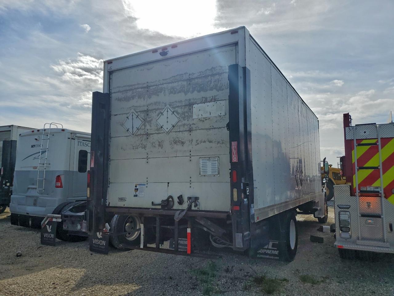 Freightliner M2 106 Med 106 Medium Duty Image 4