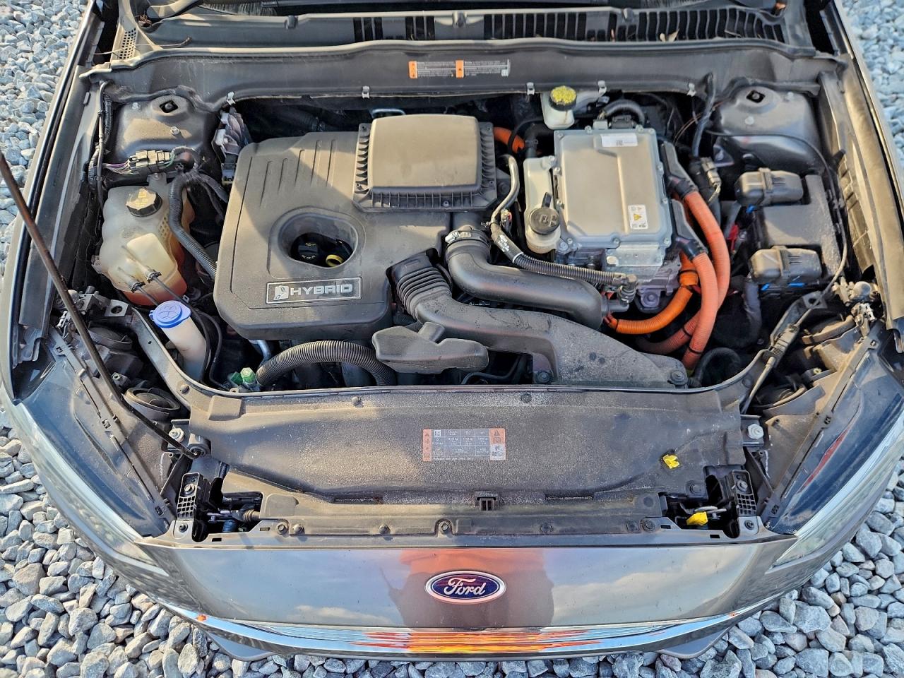 Ford Fusion Se Hybrid Image 8