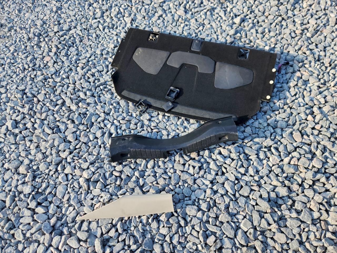 Ford Fusion Se Hybrid Image 7