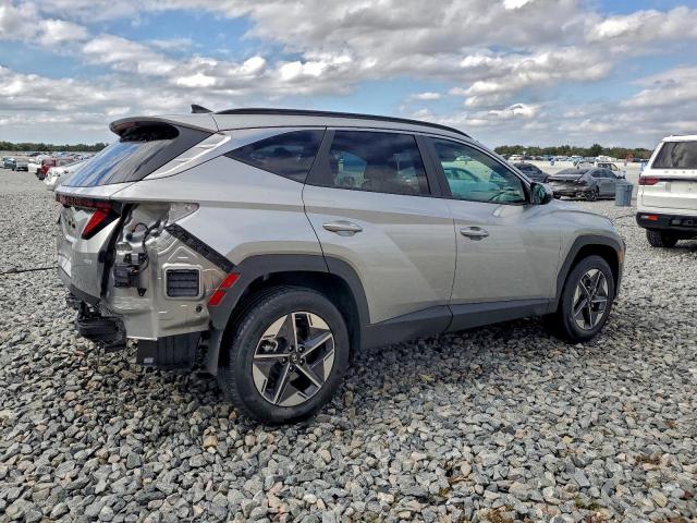 Hyundai TUCSON Sel Image 2