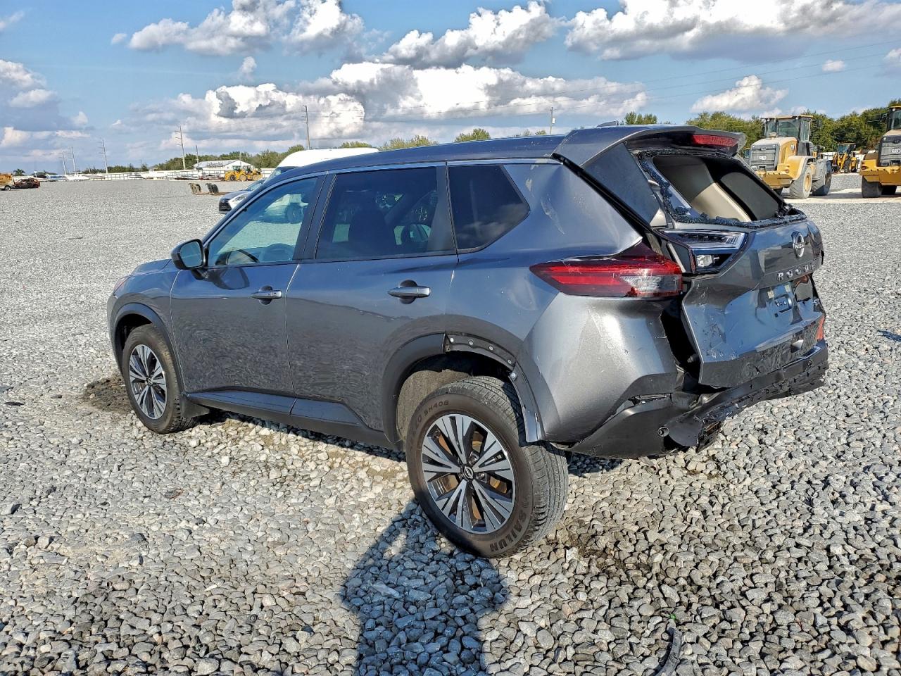 Nissan Rogue Sv Image 2