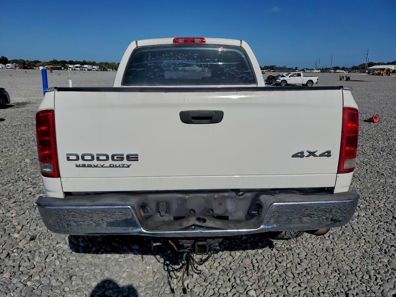Dodge Ram 2500 St Image 11