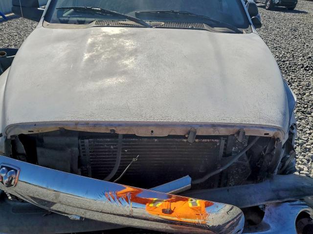 Dodge Ram 2500 St Image 8