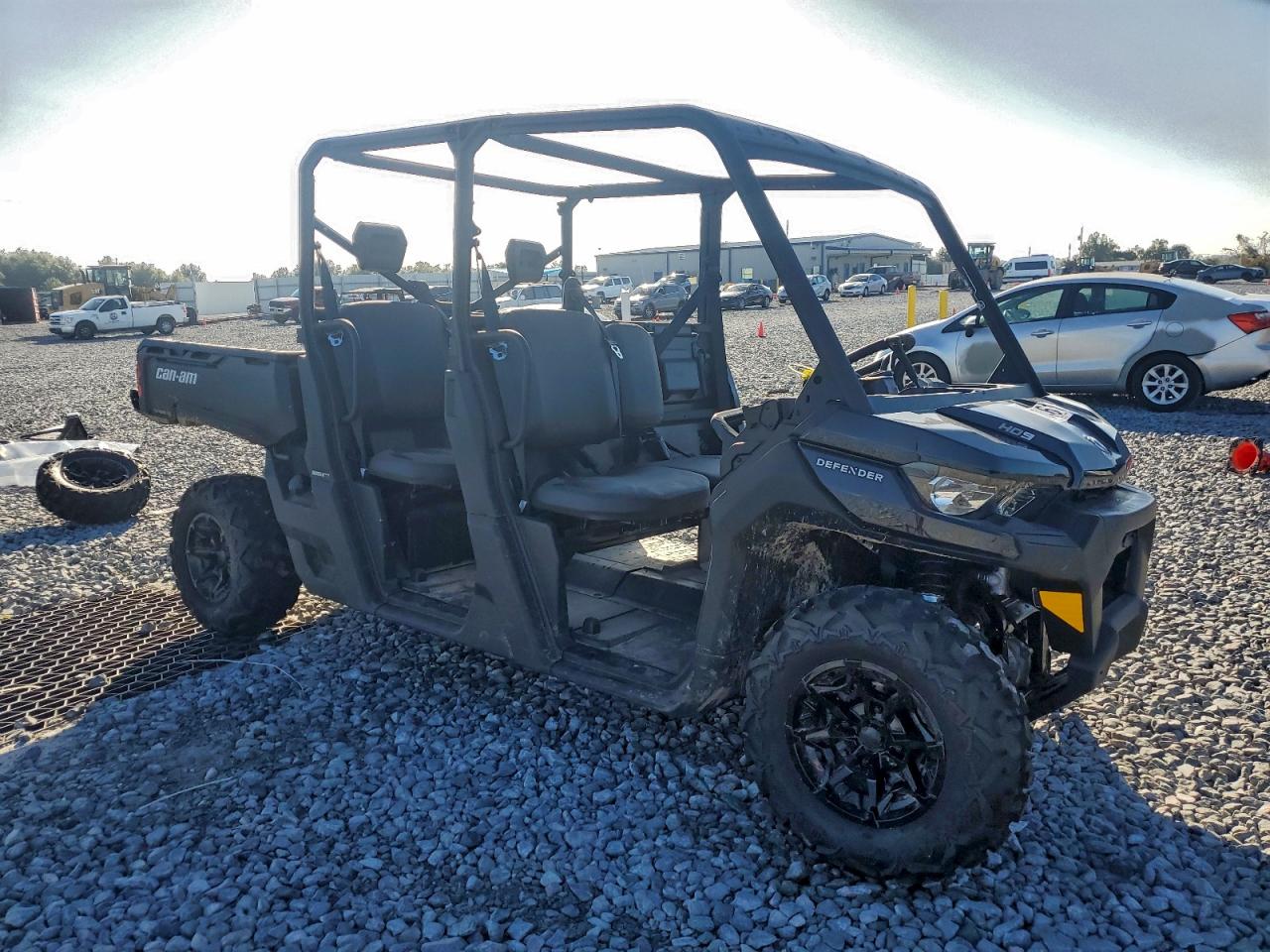 Can-Am Defender Hd9 Image 1