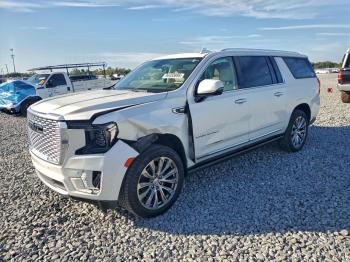  Salvage GMC Yukon