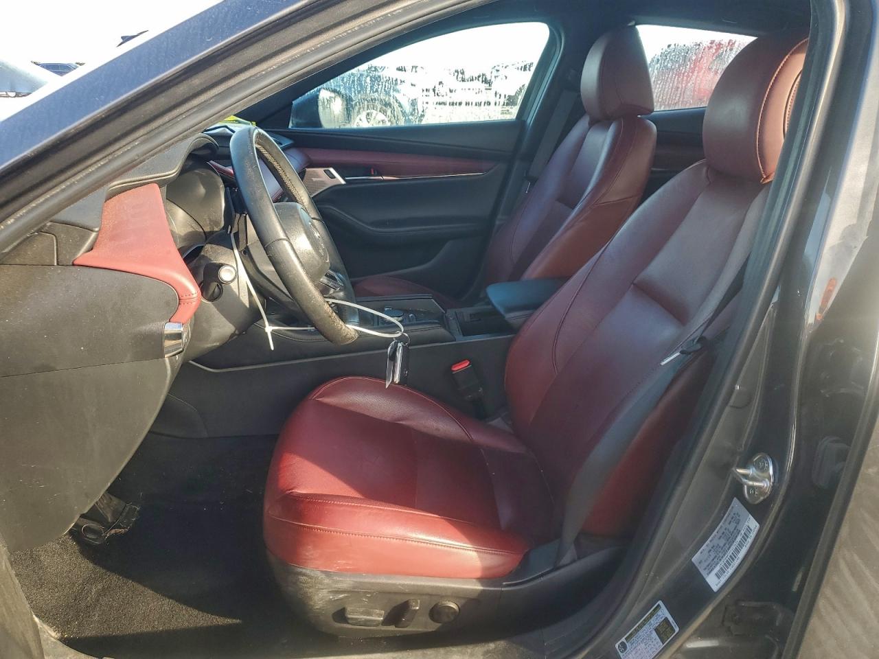 Mazda 3 Premium Image 10