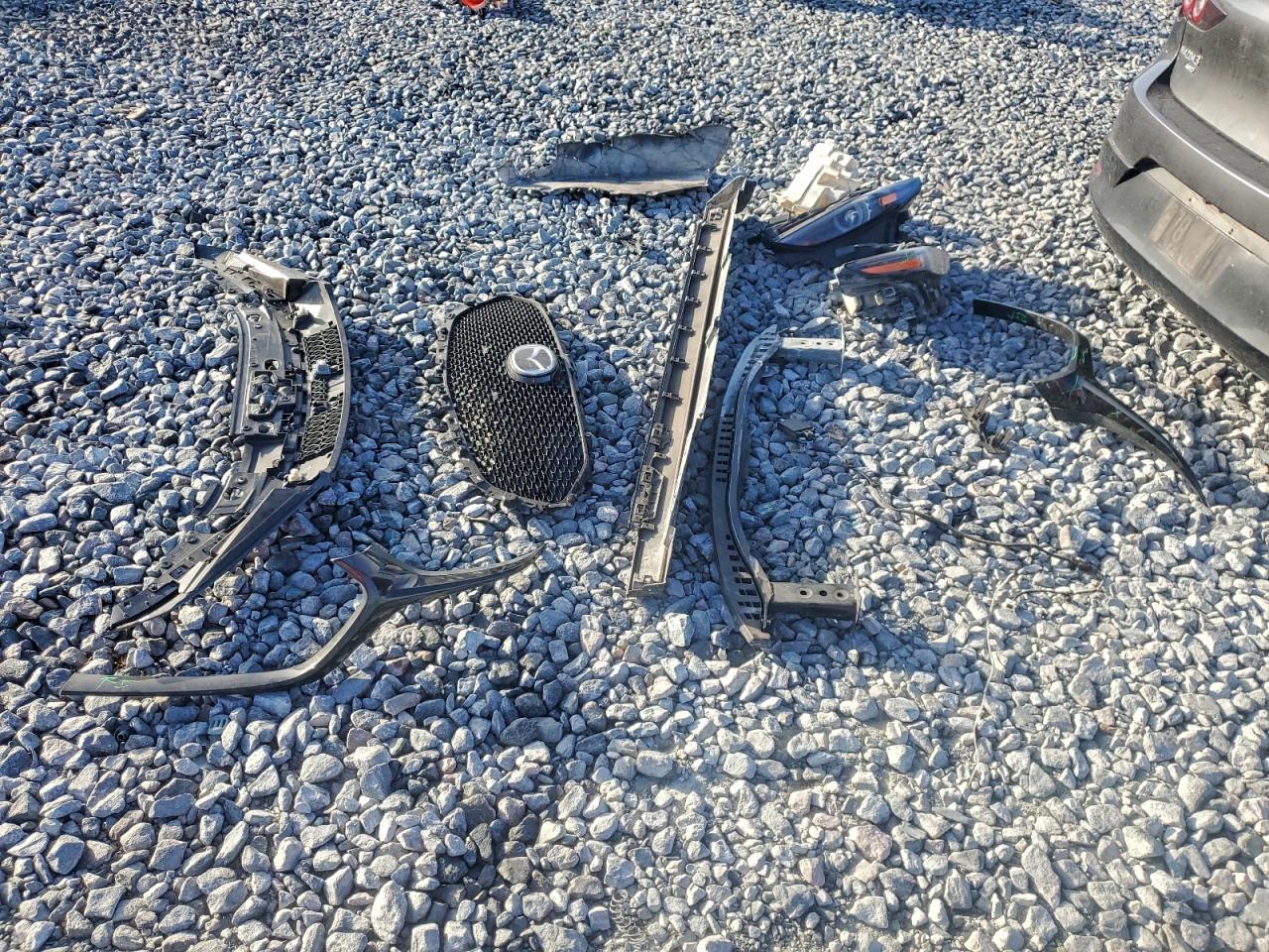 Mazda 3 Premium Image 7