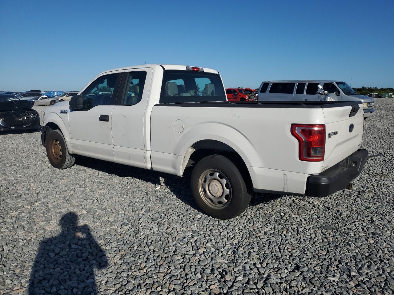 Ford F-150 Super Cab Image 5