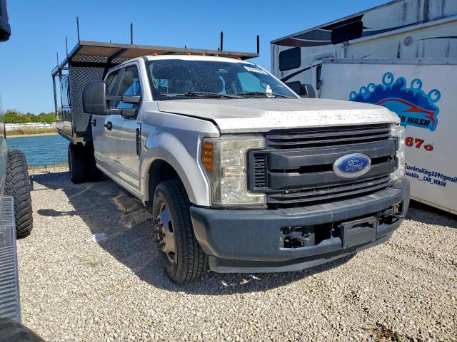 Ford F-350 Super Duty Image 6