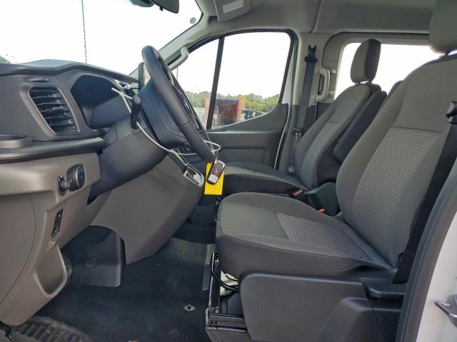 Ford Transit T-350 Image 5