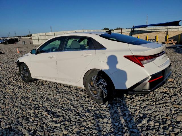 Hyundai ELANTRA Sel Image 4