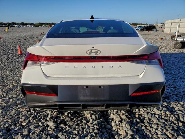 Hyundai ELANTRA Sel Image 9