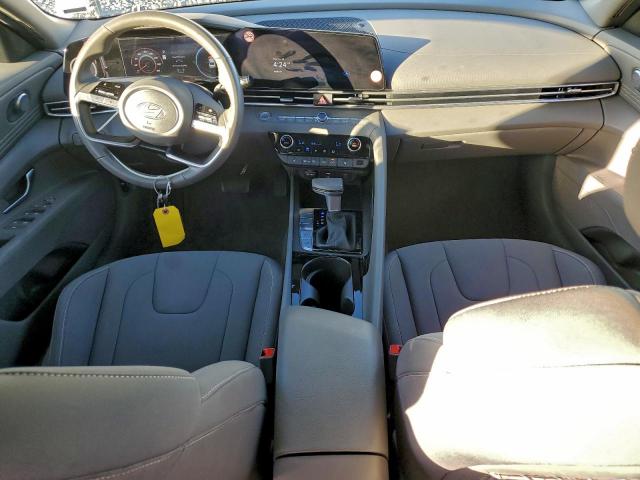 Hyundai ELANTRA Sel Image 11