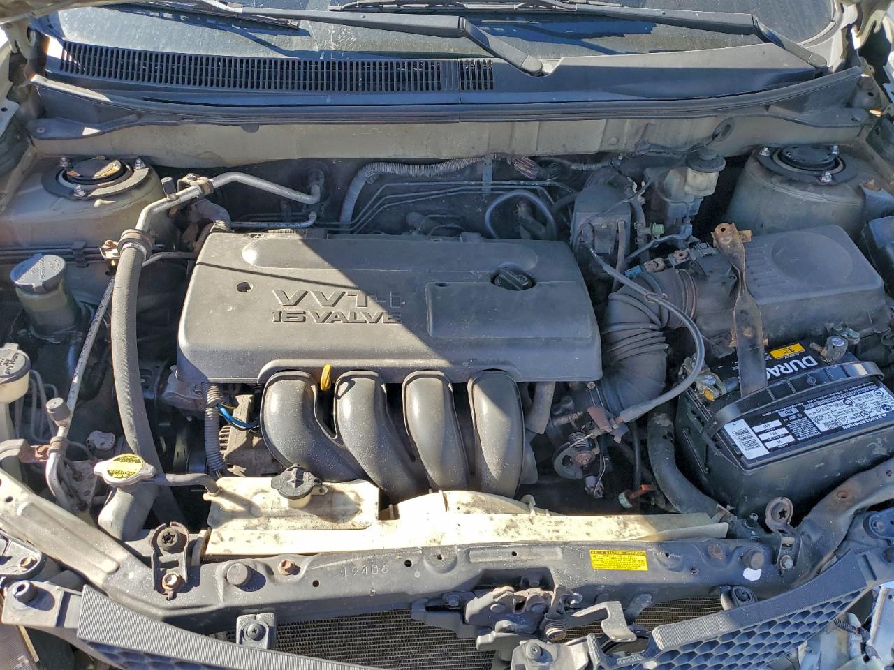 Pontiac Vibe Image 12