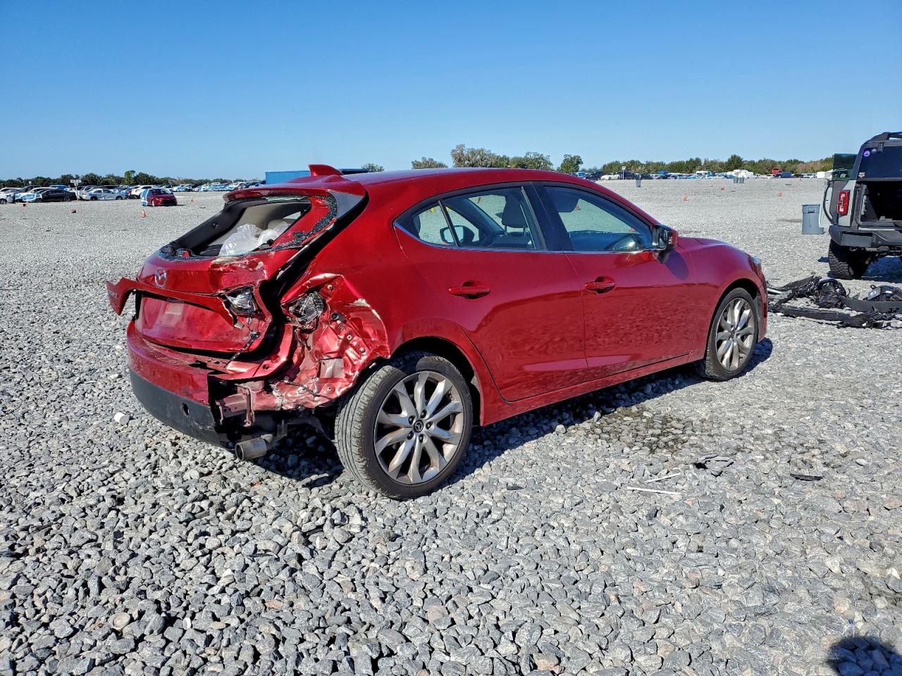 Mazda 3 Grand Touring Image 3